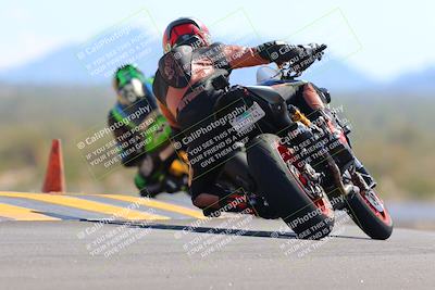 media/Oct-09-2022-SoCal Trackdays (Sun) [[95640aeeb6]]/Turn 9 Backside (120pm)/